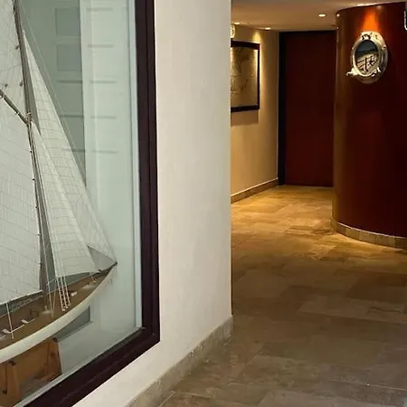 Magnifique T2 En Bord De Mer Le Lavandou Exterior photo