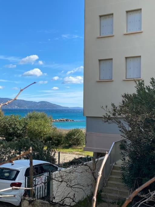 Apartment Magnifique T2 En Bord De Le Lavandou